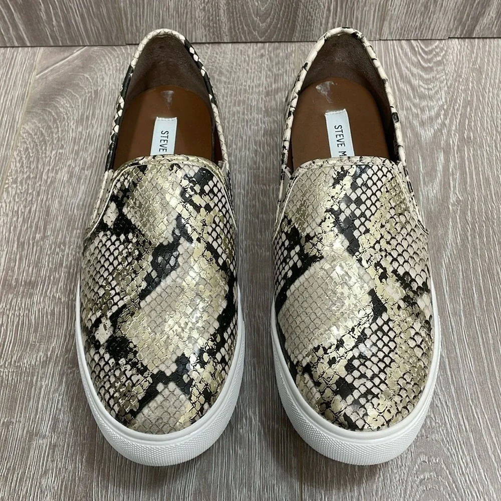 𝅺Steve Madden Safary Snakeskin Slip On Sneakers 9M